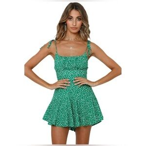 Green and white dot romper size S